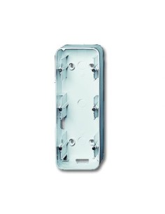 1703-214-500^ADAPTER NADTYNKOWY 3-KROTNY OBUDOWA DO MECHANIZMÓW I POKRYW Z RAMKAMI LUB DO URZĄDZEŃ Z POKRYWĄ KOMPLETNĄ Z PROGRA