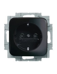 20 EUCKS-215^GNIAZDO SCHUKO Z PRZESŁONAMI Z SZYBKOZŁĄCZAMI. Z UZIEMIENIEM 2P+E. -REFLEX-CZARNY