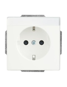 20 EUCNB-884^Gniazdko SCHUKO