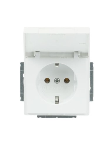 20 EUK-884^Gniazdo SCHUKO z klapką