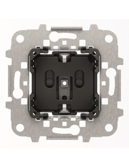 8188.9^GNIAZDO SCHUKO