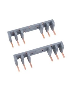 Zespół łączeniowy do układów rewersyjnych BER 40